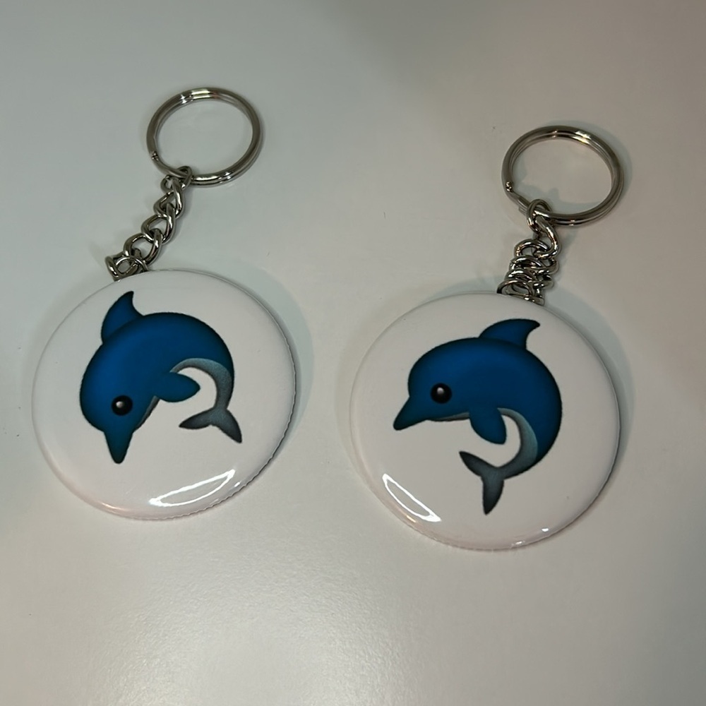 Dolphin Keychains 2 Pack - Picture 2 of 3